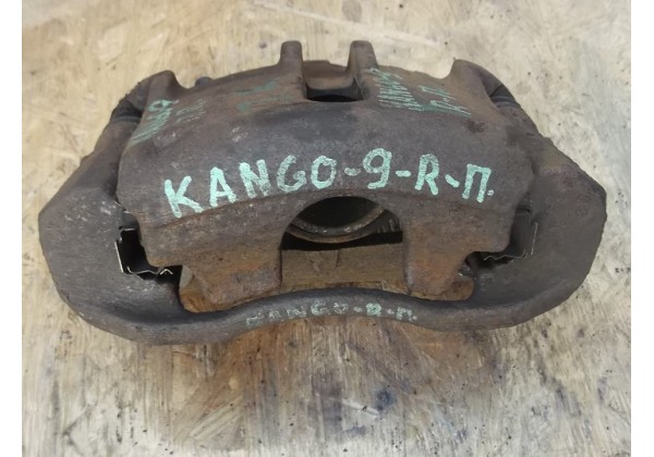 Супорт передній правий Renault Kangoo, 4х4